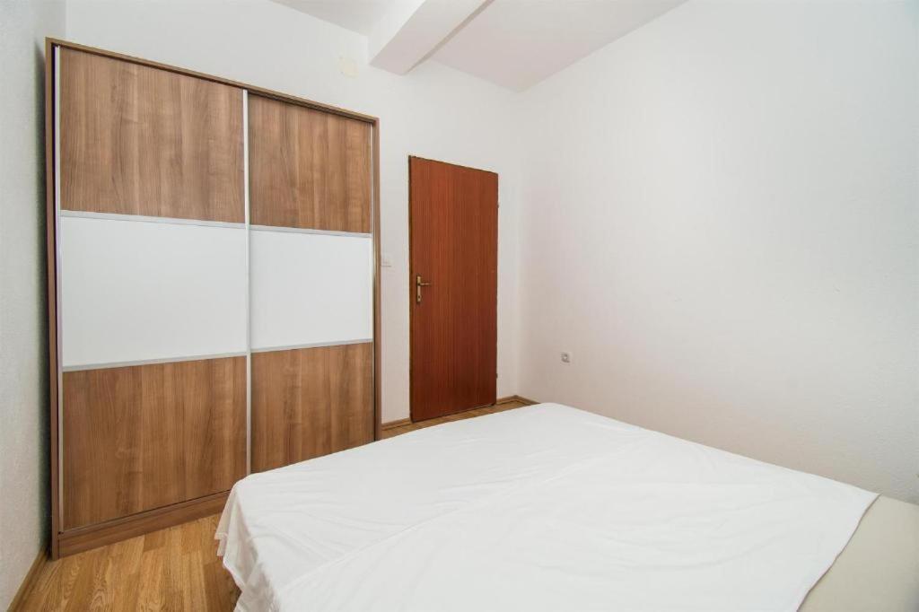 Cagle - Dream View And Full Privacy In Oasis Of Peace Apartment Skradin